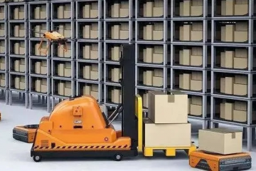 上游 AGV，搬運是基礎，關鍵要像人一樣思考