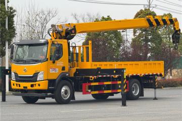 高承載穩如泰山！乘龍L3隨車吊城鄉創富“重載王”