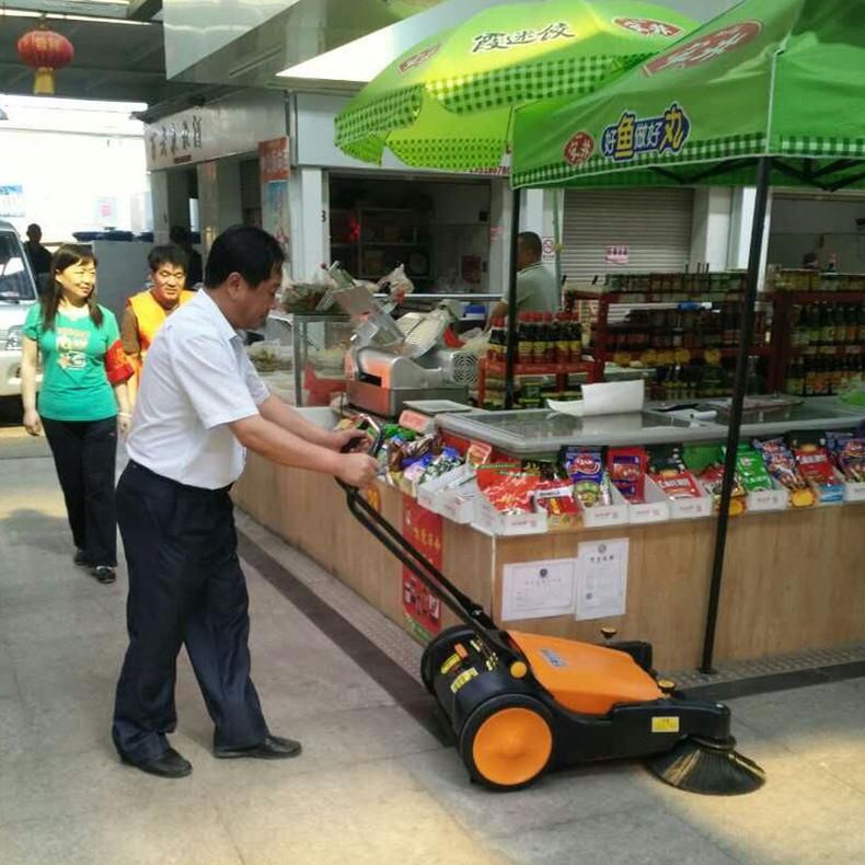 倉庫掃地機,全自動掃地機，手扶式掃地機,電瓶式掃地機
